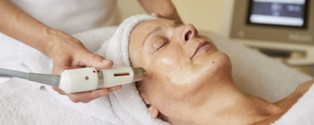 Exclusiv-Gesichtsbehandlung inkl. TDA-Tiefenbehandlung 