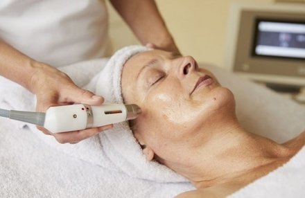 Exclusiv-Gesichtsbehandlung inkl. TDA-Tiefenbehandlung 