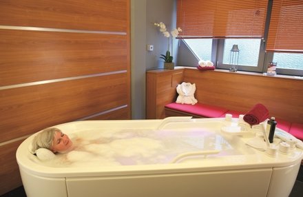 Meerwasserbad mit Zusatz