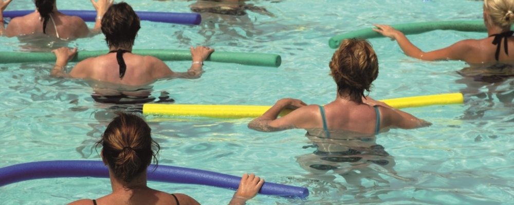 Krankengymnastik / Gruppentherapie (ca. 30 Min.)  im Bewegungsbad 